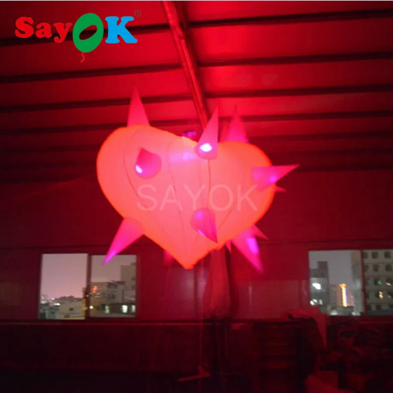 Inflatable Heart with LED Lighting Inflatable Heart Shape Balloon for Valentines' Day Wedding Decoration