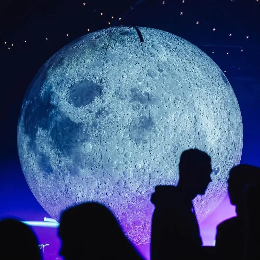 Blue Giant Inflatable Moon Ball With LED Lights PVC Airtight Planet Balloon For Event Party Stage Decoration Advertising Hanging