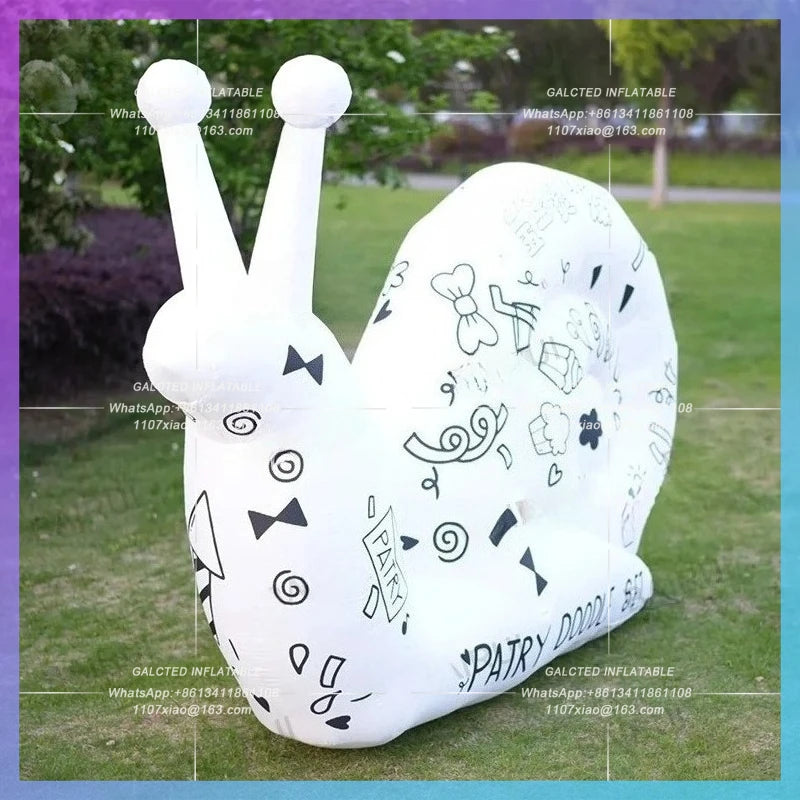 children paiting yard decoration Graffiti inflatable snail