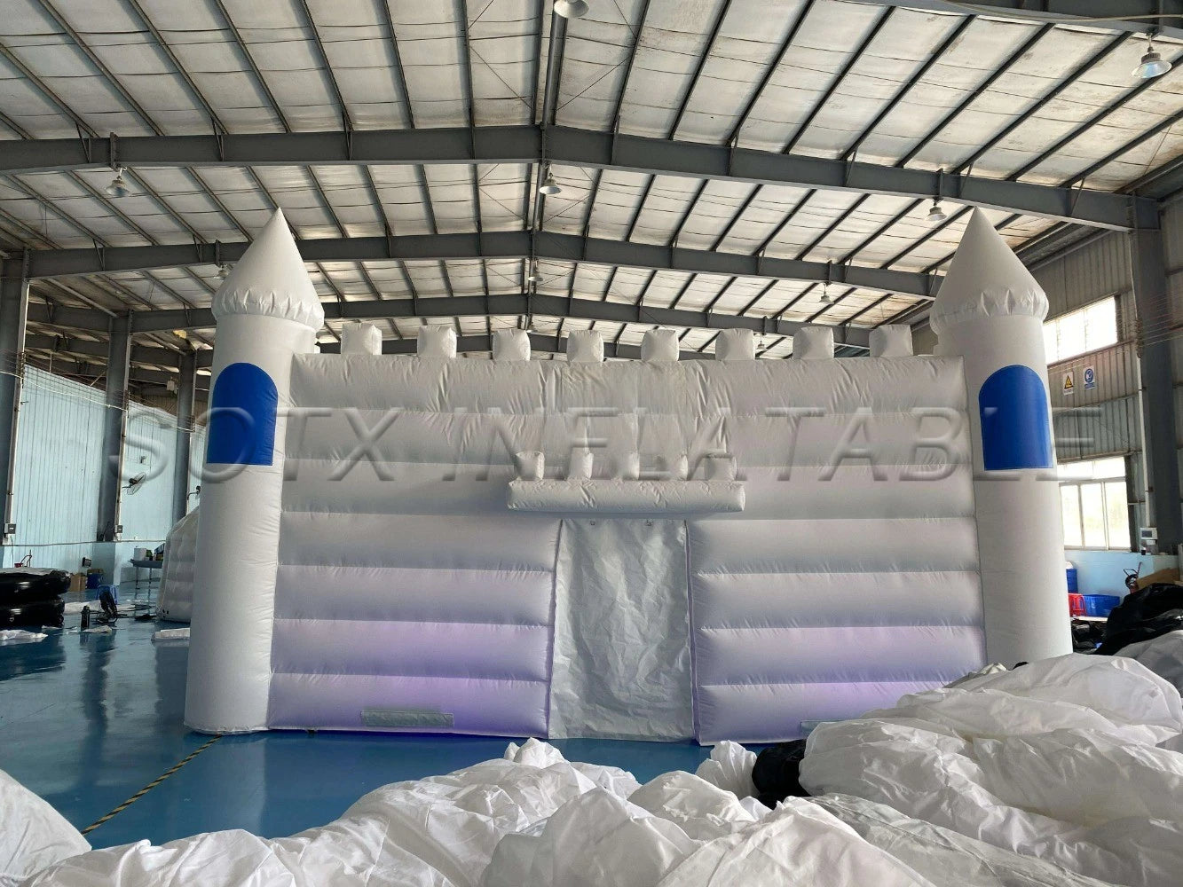 Activity Event Seashipping 23ft White Inflatable Castle House Giant Inflatable Castle Tent with Door Window for Party Show
