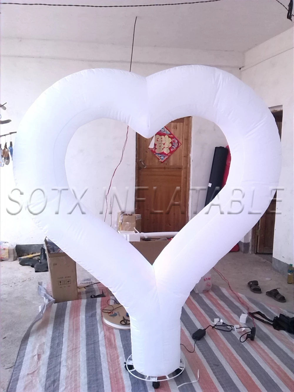 Valentine Decoration Changing led lighting Inflatable Heart model with base fan for Beautiful Romantic Wedding