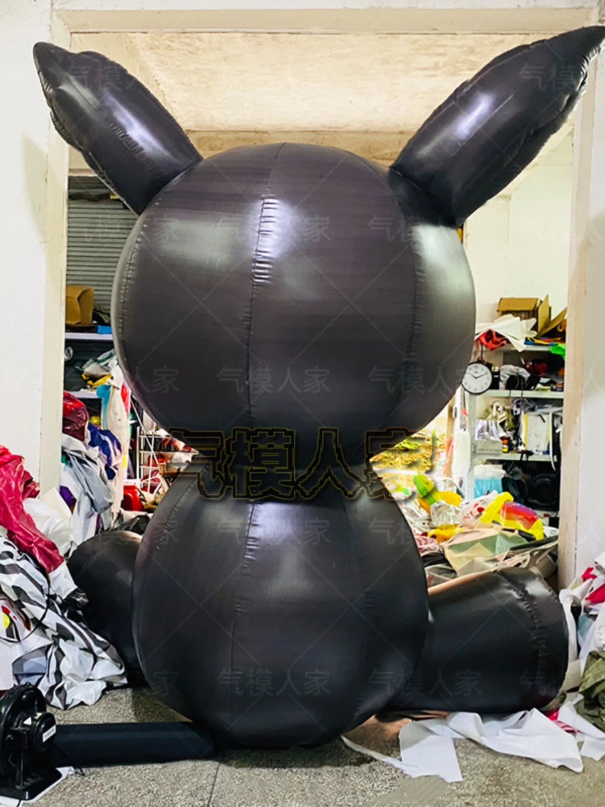 Halloween Inflatable Skull Bunny - Spooky Props for Shopping Malls and Party Decorations