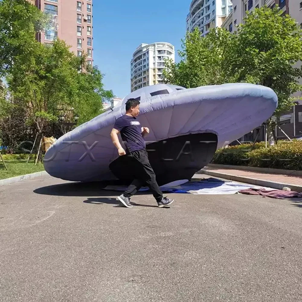 Decorative Props Giant Alien Inflatable UFO Flying Saucer Balloon Inflatable UFO Spaceship Spaceshuttle Party Ideas Hanging