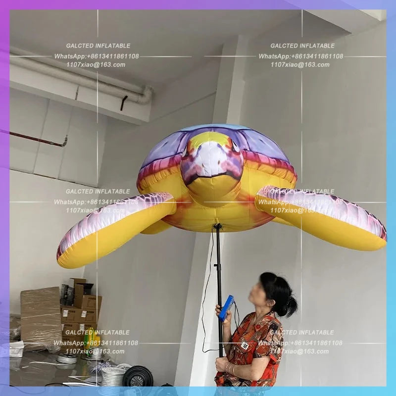 man carries the Money Receipt Fund Ocean The inflatable sea turtle model Park Bar boss walking patrol field interactive prop