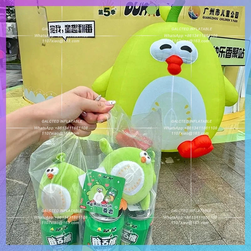parent-child interactive park Inflatable cartoon cute chicken air model city-themed flash mob market event planning