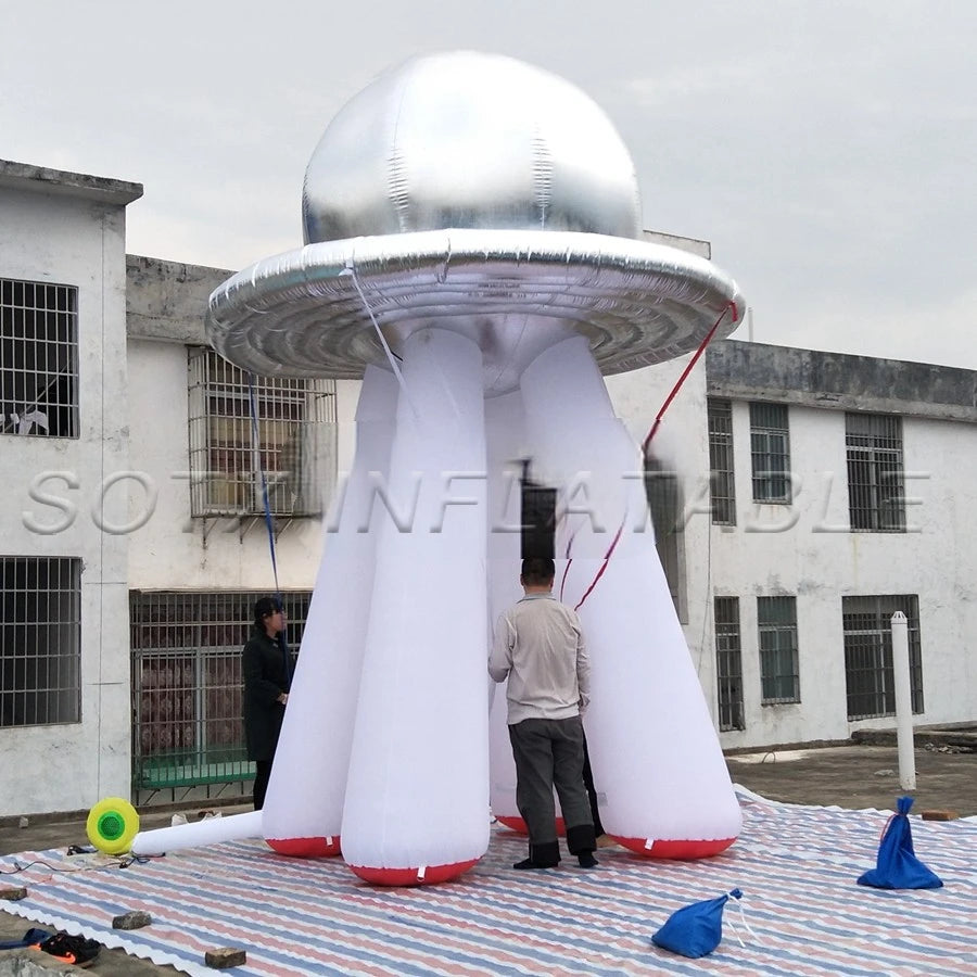 model for activities 2019 new design 4.5m H popular inflatable UFO,silver standing UFO